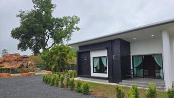 Bangalô, 2 quartos, para fumantes, terraço | Fachada