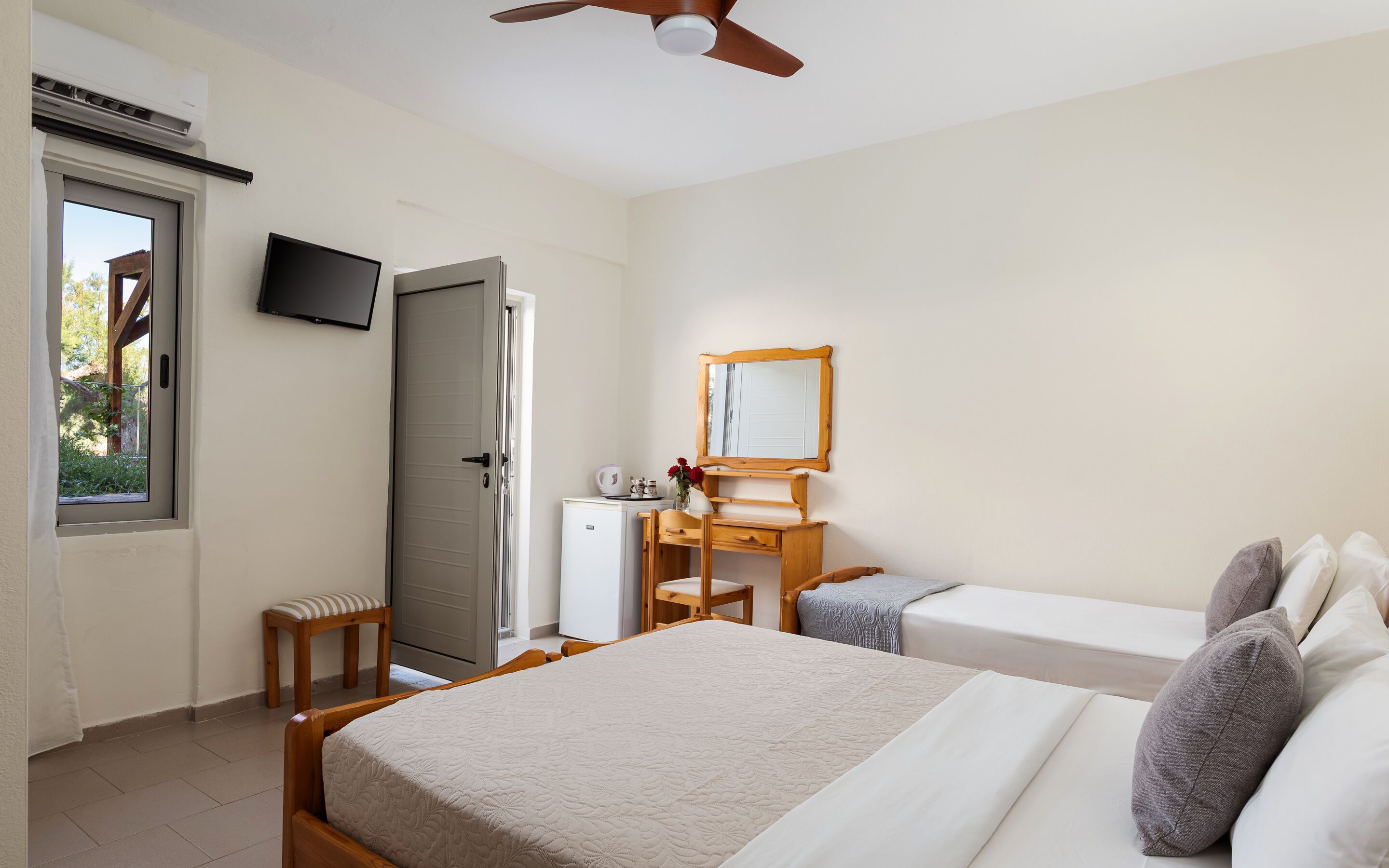 Chambre Standard, patio | Draps en coton égyptien, literie de qualité supérieure