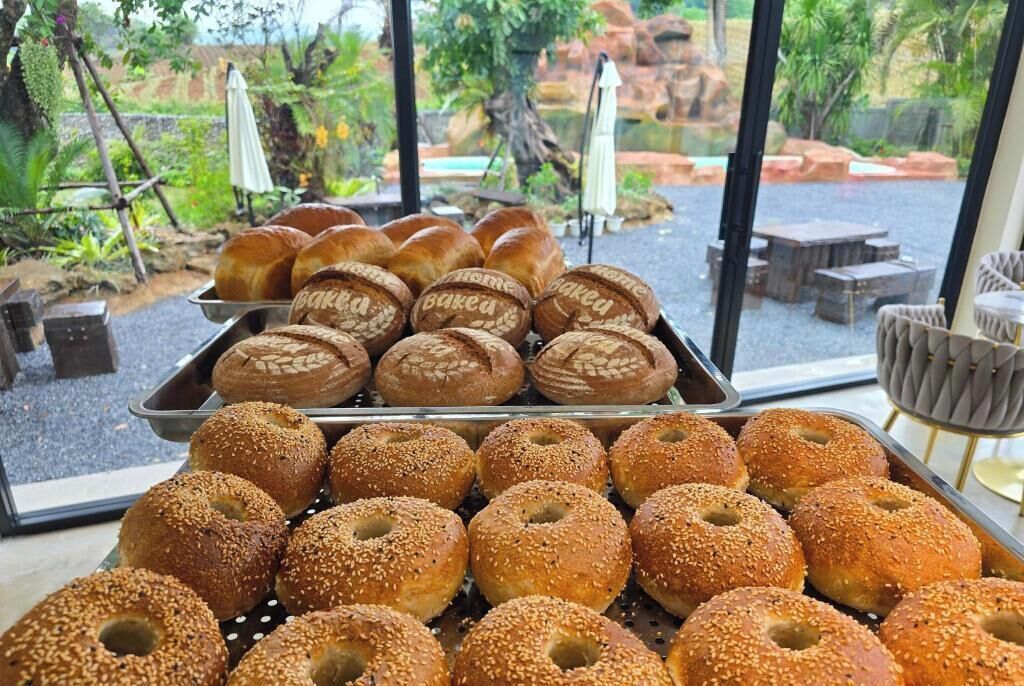 Bungalow, 2 Bedrooms, Smoking, Terrace | Breakfast meal