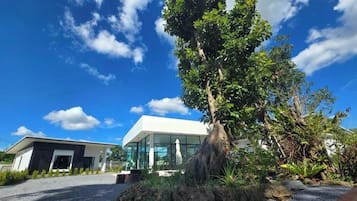 Bungalow, 2 Bedrooms, Smoking, Terrace | Property grounds