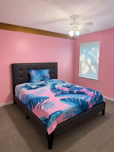Harmony hide away 5-bedroom house perfect for relaxing stays in Fairburn