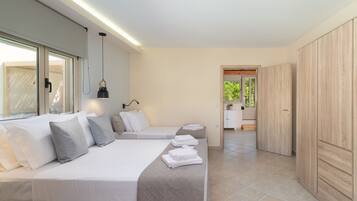 2 bedrooms, iron/ironing board, free WiFi, bed sheets