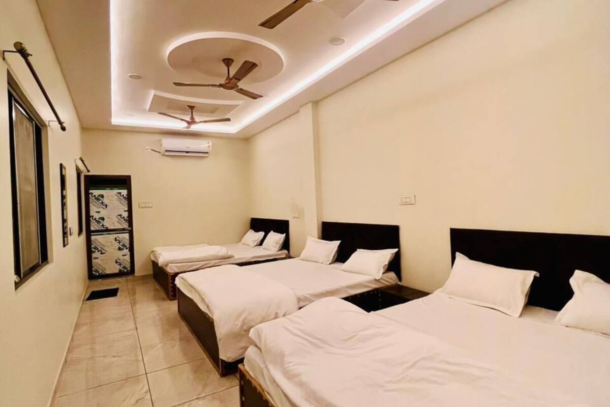 Family Room | Free WiFi, bed sheets