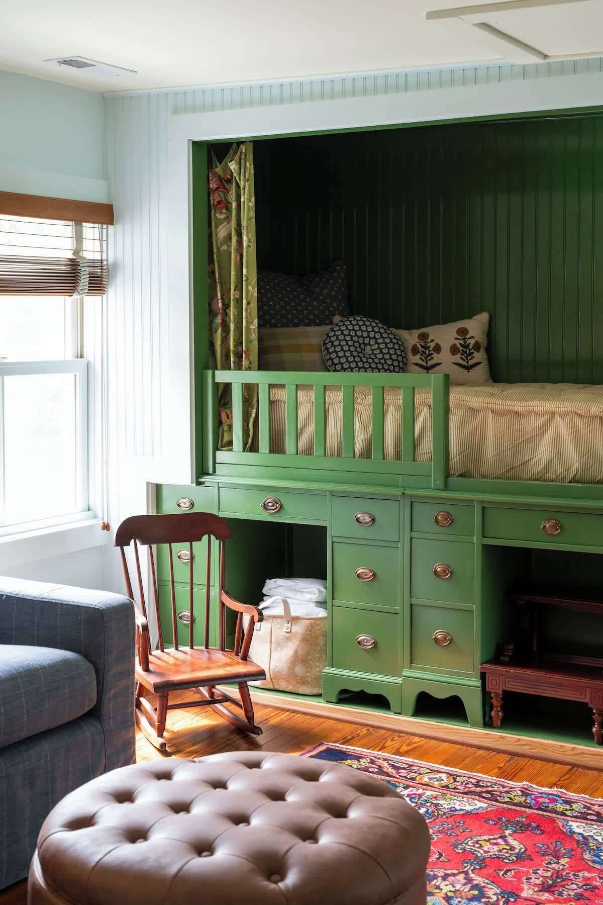 4 Schlafzimmer, Schreibtisch, Bügeleisen/Bügelbrett, Reisekinderbett
