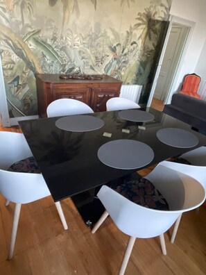 Dining - Lagravade Castle - 1-bedroom apartment - 3rd floor (Layrac)