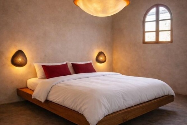 Double Room | In-room safe, WiFi (free), bed sheets