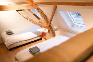 6 Schlafzimmer, Bügeleisen/Bügelbrett, kostenloses WLAN, Bettwäsche