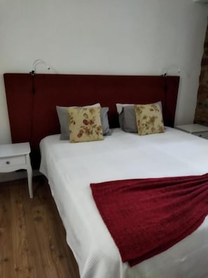 Ảnh chưa phân loại, 2 trong số 56 ảnh, nút