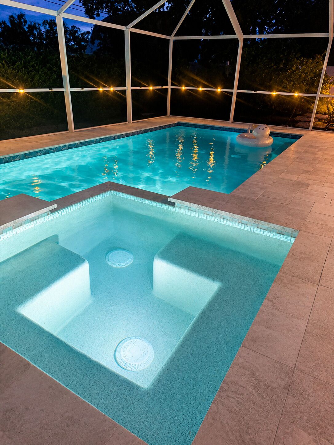 Piscine extérieure, piscine chauffée