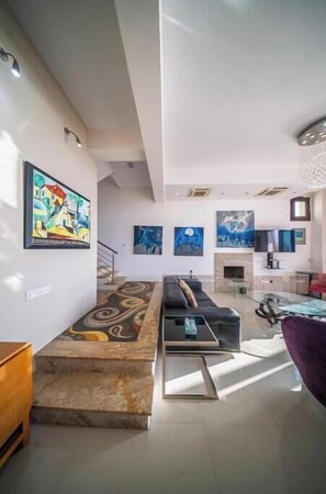 Living area - Villa Pantheon with Private Pool & Jacuzzi (Pomos)