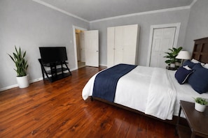 3 Schlafzimmer, Bügeleisen/Bügelbrett, WLAN, Bettwäsche