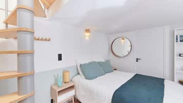 1 chambre, fer et planche à repasser, accès Internet, draps fournis