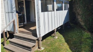 Unclassified image, 2 of 6, button - Rent a new mobile home at the 4-star Les Charmette campground—fully equipped (Les Mathes)