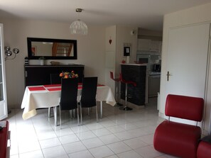 Dining - Vrbo Property (Fort-Mahon-Plage)