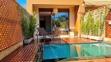 Suite Deluxe, alberca privada, vista a la alberca | Alberca | Alberca techada y 4 albercas al aire libre