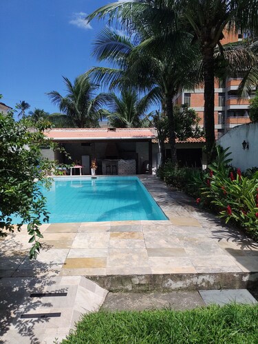 Premium Suite with Private Pool, Hot Tub and Breakfast