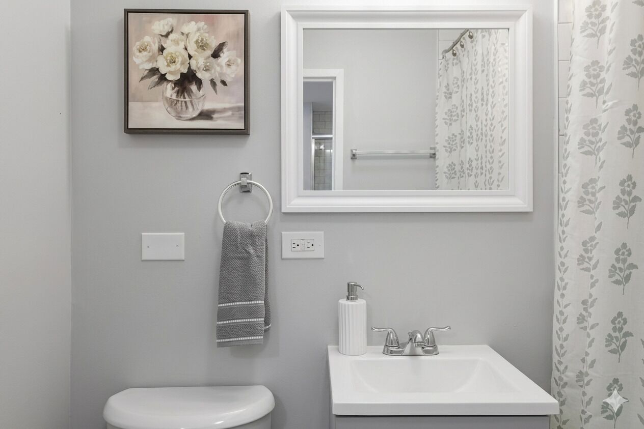 Towels, soap, toilet paper