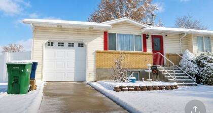 Soothing 1-bedroom basement apartment with AC in charming Layton
