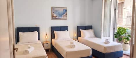 3 chambres, fer et planche à repasser, Wi-Fi, draps fournis