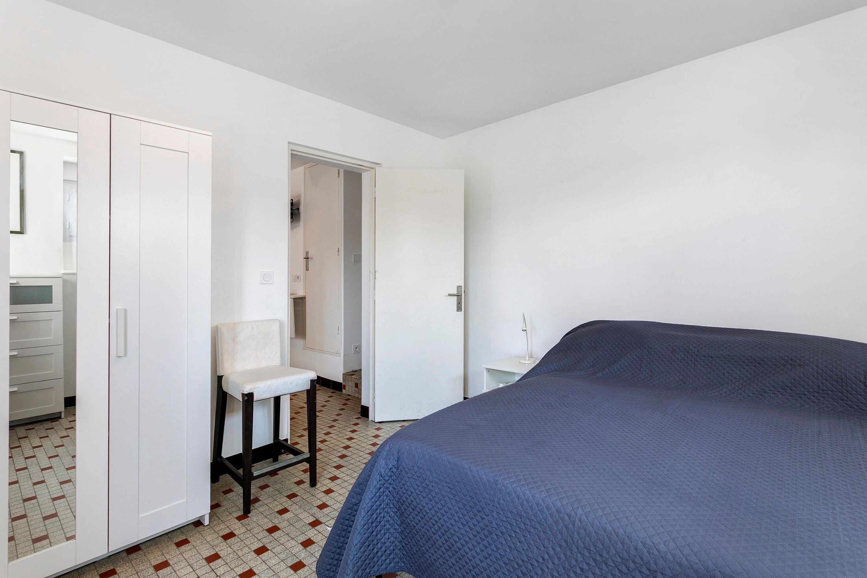 1 bedroom, iron/ironing board, WiFi