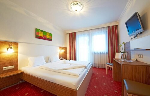 Hotel Heli's