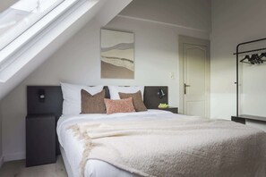 1 dormitorio, escritorio, wifi y ropa de cama