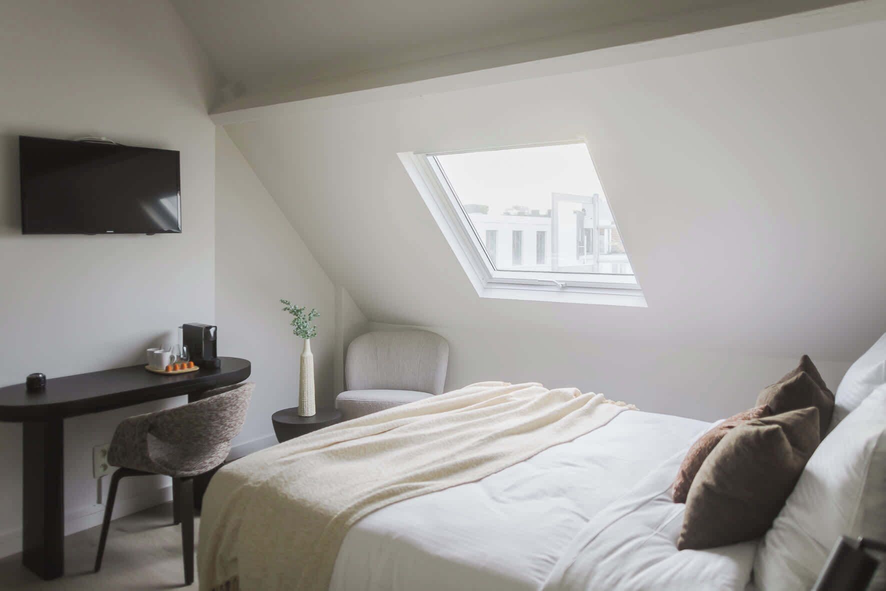 1 Schlafzimmer, Schreibtisch, WLAN, Bettwäsche