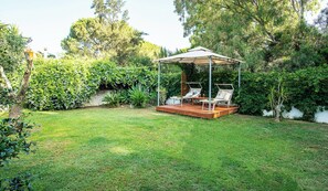 Property grounds - Home Sea Home - a house 150 meters from the beach (Torre Delle Stelle (Maracalagonis))
