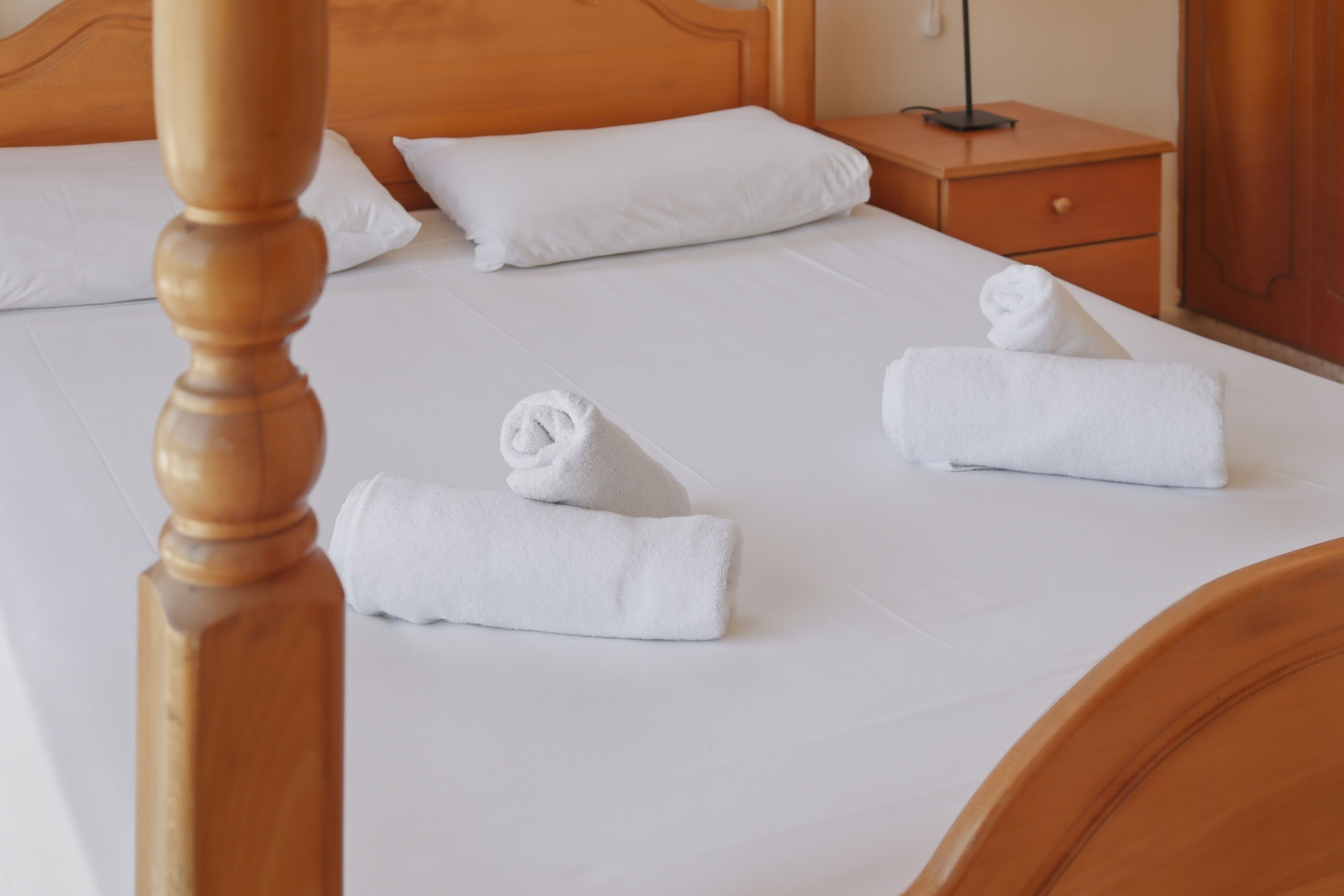 2 chambres, fer et planche à repasser, Wi-Fi, literie fournie