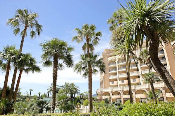Property grounds - Studio facing the sea in Cannes la Bocca (Cannes)