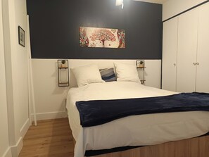 Bügeleisen/Bügelbrett, WLAN, Bettwäsche