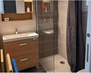 Bathroom - Apartment with breathtaking views of Mount Canigou (Le Barcarès)
