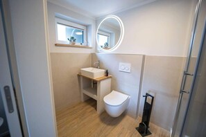 Bathroom - HejU | Helles Apartment mit Balkon · strandnah (Timmendorfer Strand)