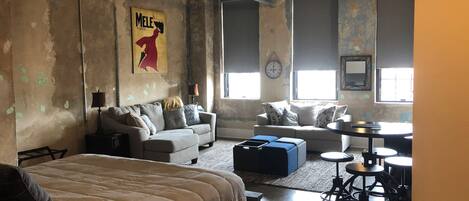 1 habitación, tabla de planchar con plancha, wifi y ropa de cama