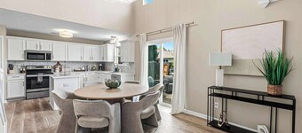 Stylish 4BR Getaway | Loft | Family Friendly