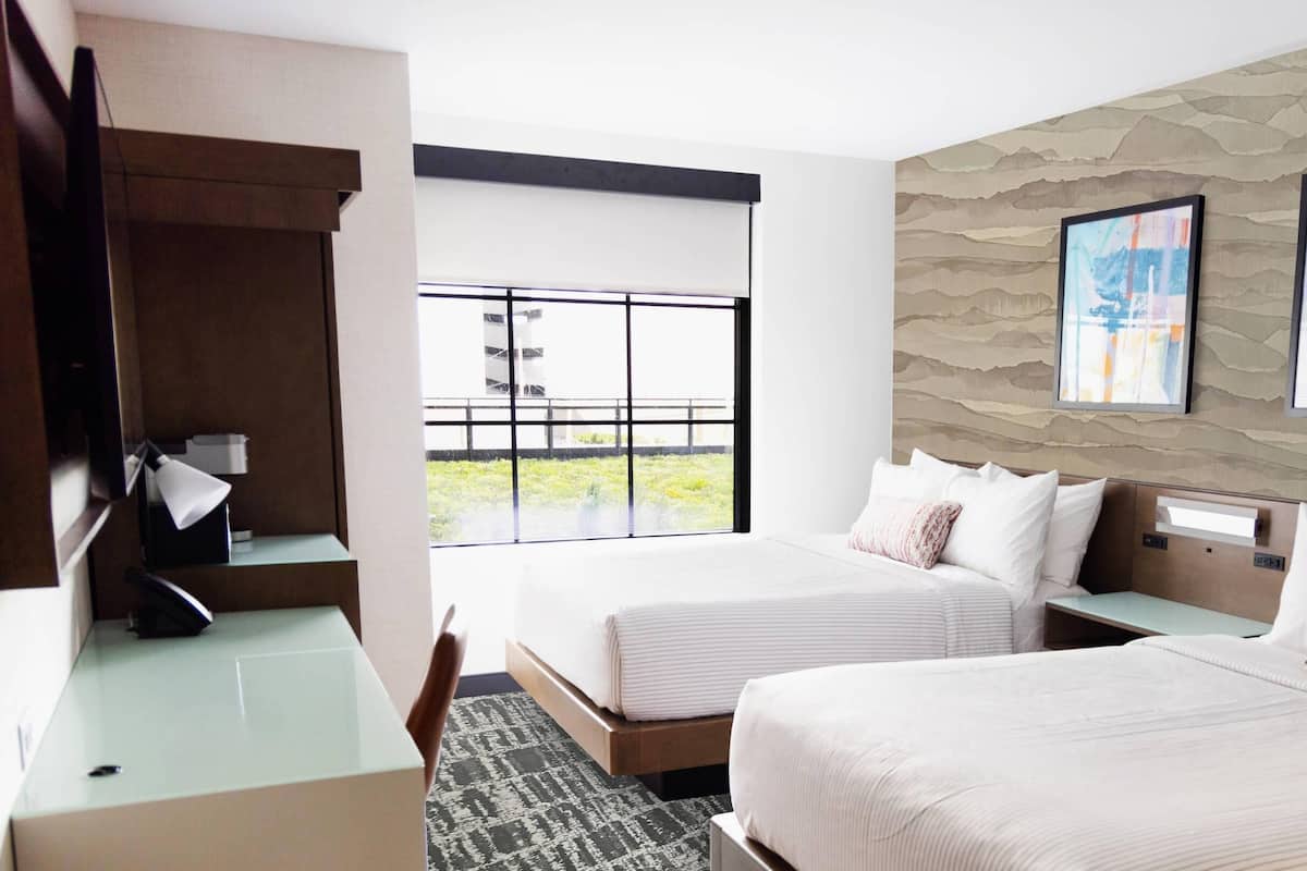 Pillowtop beds, in-room safe, desk, laptop workspace