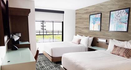 Cambria Hotel Bend - Mt. Bachelor