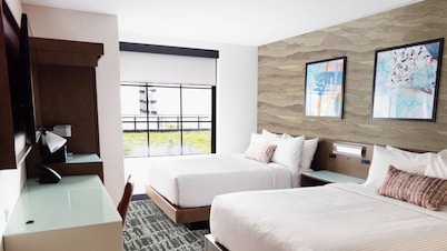 Cambria Hotel Bend - Mt. Bachelor