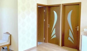 Interior - Relax in Nature. Cozy Georgian resort with pool, stunning Views &Tranquility (Tskaltubo)