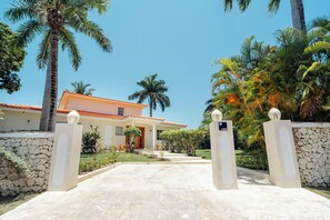 Luxury Villa | Exterior - Lifestyle Holiday Vacation Club (Puerto Plata)