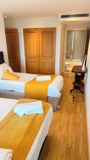 Room - Spacious 3-bedroom Apartment close to Little Venice, Paddington (London)