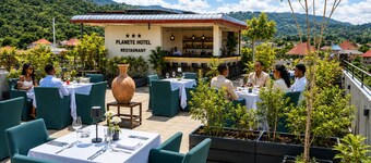 La Planete Hote
is Lovely 20-bedroom hotel in Rubavu for a relaxing stay
