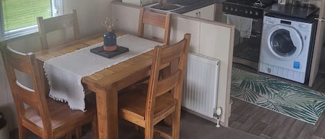 廚房用具/餐具/器皿