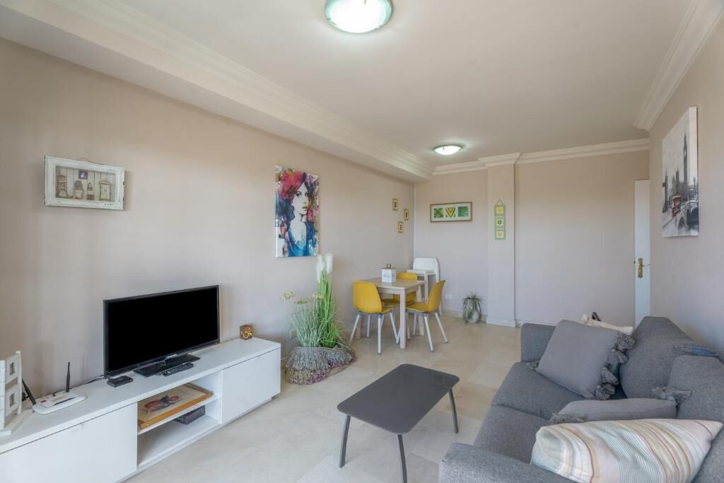 Apartamento, 2 quartos | Sala de estar