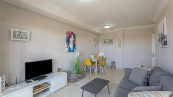 Apartamento, 2 quartos | Sala de estar