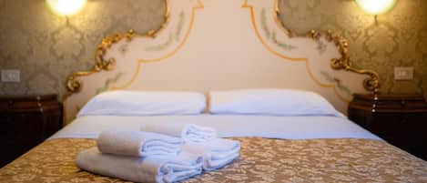 WiFi, bed sheets