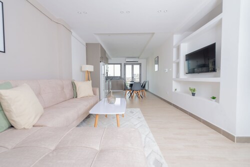 Fastueux Appartement 2 pieces au Golf
