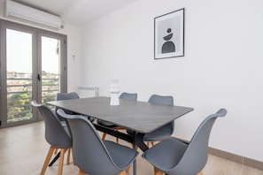 Dining - Fastueux Appartement 2 pieces au Golf (El Mouradia)