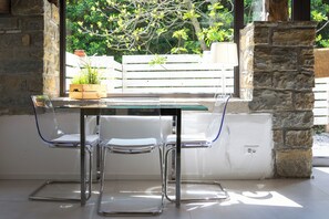 Dining - Azalea, ADQ (Buje)