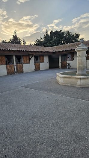 Enceinte de l’hébergement